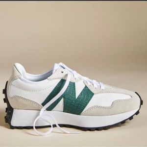 New balance 327 Women 7 Night watch Green Crocodile